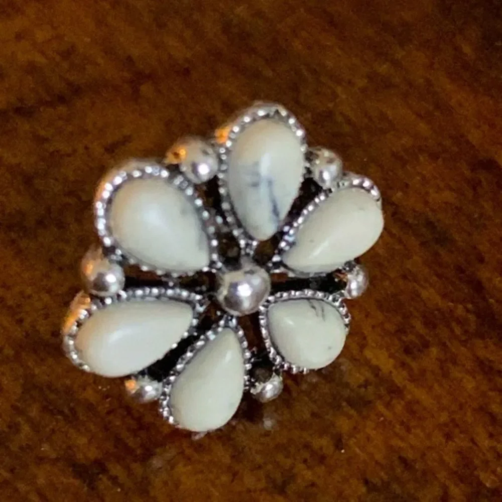 Western White Buffalo Style Blossom Earrings, Silver Tone Stone Studs